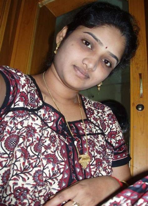 tamil aunty.|5,744 Tamil Ladies Stock Photos and High